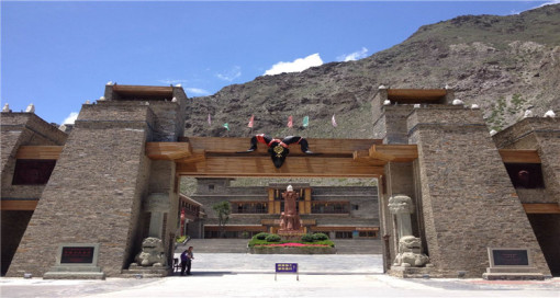 黄龙广场游玩攻略,黄龙广场游玩攻略图