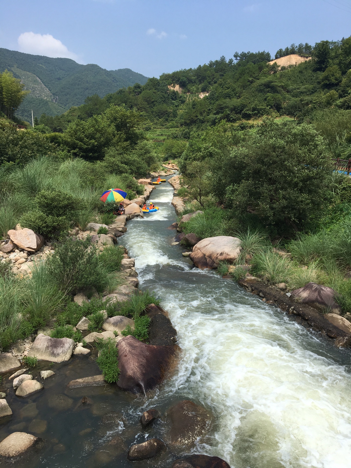 新昌小黄山漂流奉化溪口临安蝴蝶谷溯溪,新昌旅游攻略