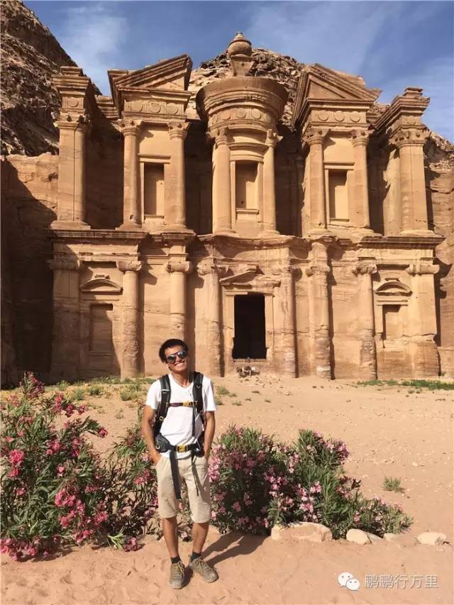 你知道他去过西藏,但不知道他还去过阿富汗,他的梦想是和爱人一起环游