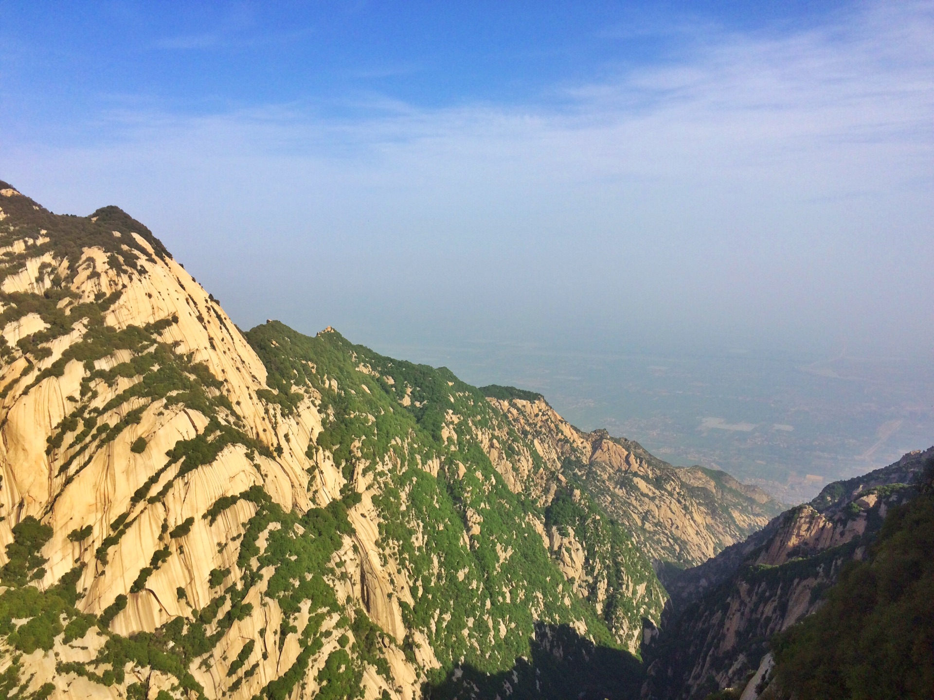 西峰人口多么_华山西峰(2)