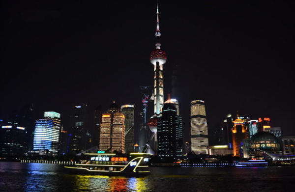 15号线上海游玩攻略,15号线上海游玩攻略路线