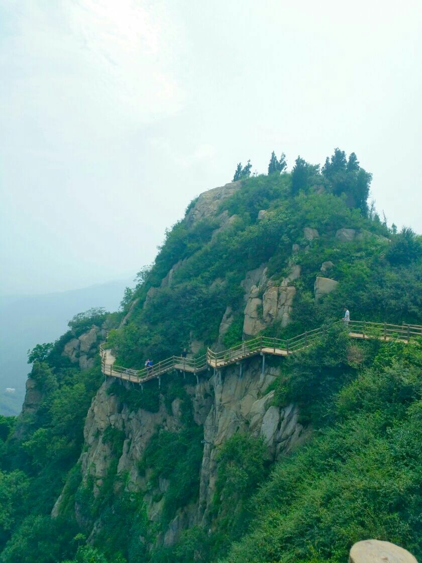 方城县七峰山景区