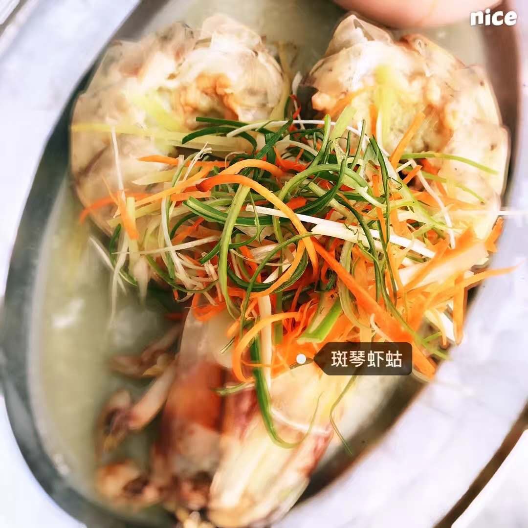 与飞机:仙本那是镇很小,所以我们先从深圳飞到亚庇再转机到斗湖机场