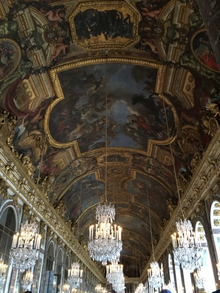 啥叫凡尔赛呀 wKgBEFsDzdSAbGpPABVgBYy4LF861.jpeg?imageView2%2F2%2Fw%2F600%2Fh%2F600%2Fq%2F90