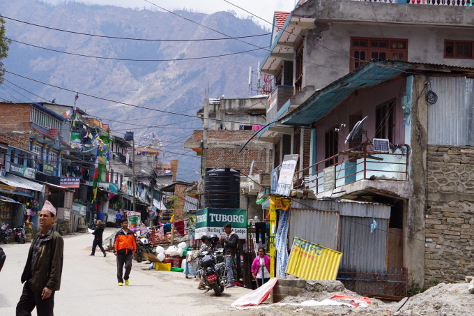 西藏怎么去尼泊尔 wKgBEFrZxzeAL5uGAA09-4A3YEw81.jpeg?imageView2%2F2%2Fw%2F680%2Fq%2F90%7CimageMogr2%2Fstrip%2Fquality%2F90