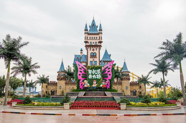 【愿有人珍视你的孩子气 】山西大同方特欢乐