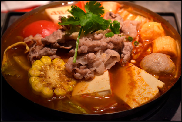 好吃的味道让人吃了就停不下来 wKgED1u--XCANIchAAktSVrQj5c70.jpeg?imageView2%2F2%2Fw%2F600%2Fh%2F600%2Fq%2F90