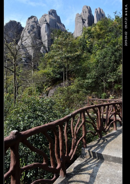 可以爬野山的地方 wKgEaVyt47aAX-LUABOU-8gARfc02.jpeg?imageView2%2F2%2Fw%2F600%2Fh%2F600%2Fq%2F90