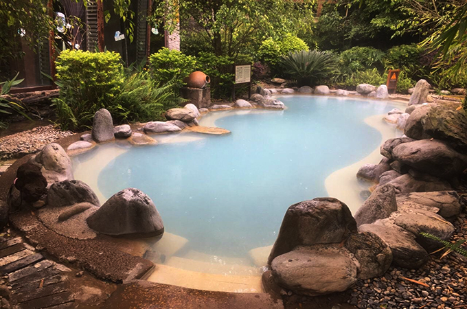 腾冲温泉火山之旅