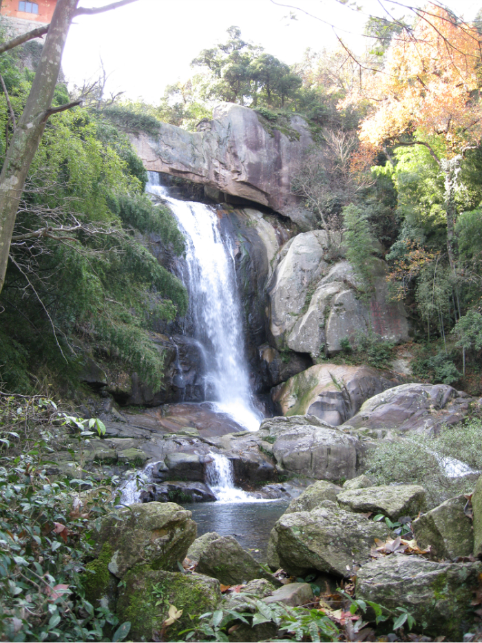 石梁飞瀑          