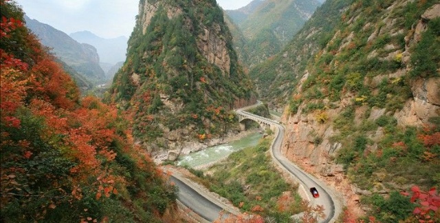 灵官峡