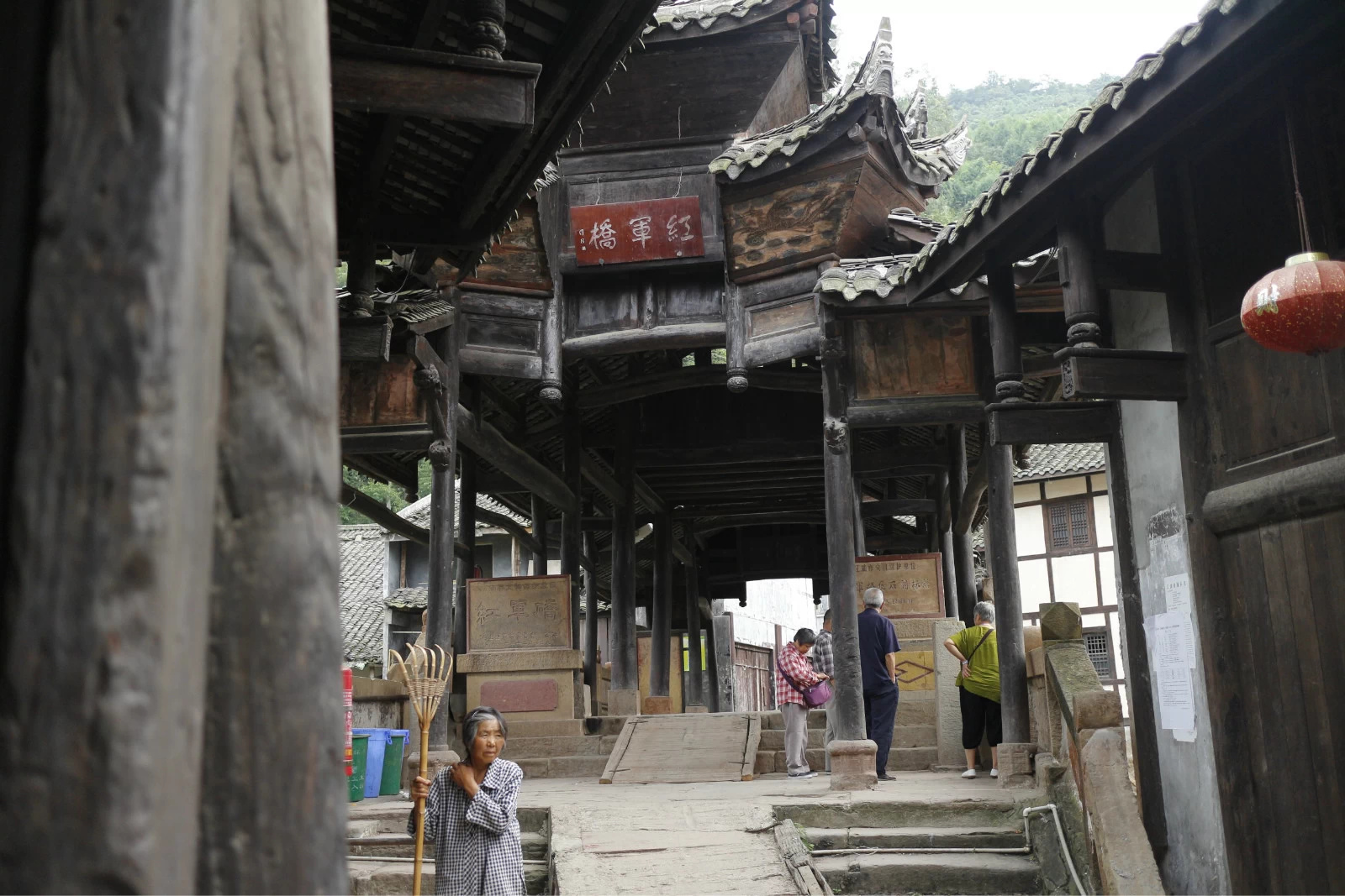 江油市涌泉镇有多少人口_江油市有几家电竞酒店