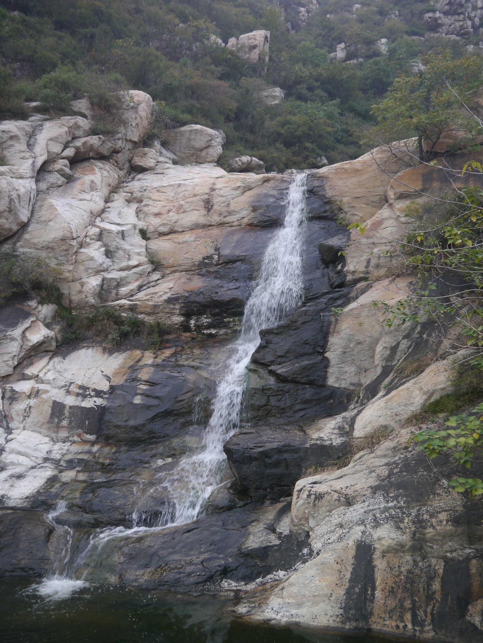 国庆高铁中原行:中岳嵩山二日穿越--太室山(嵩阳书院上,卢崖瀑布下)