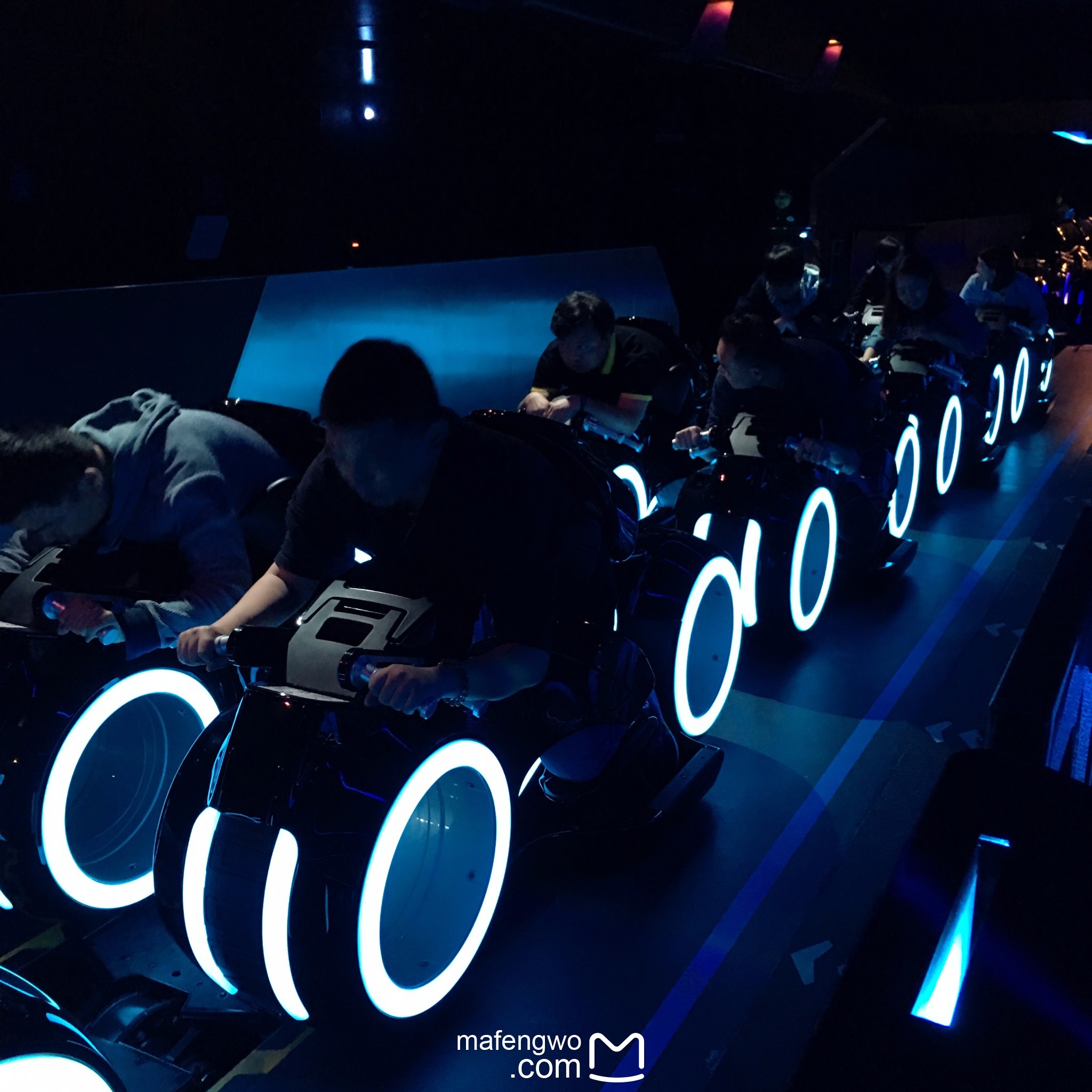 wKgBs1dIbnyACJtJAAdbT_Wjzr869.jpeg?imageView2%2F2%2Fw%2F600%2Fh%2F600%2Fq%2F90