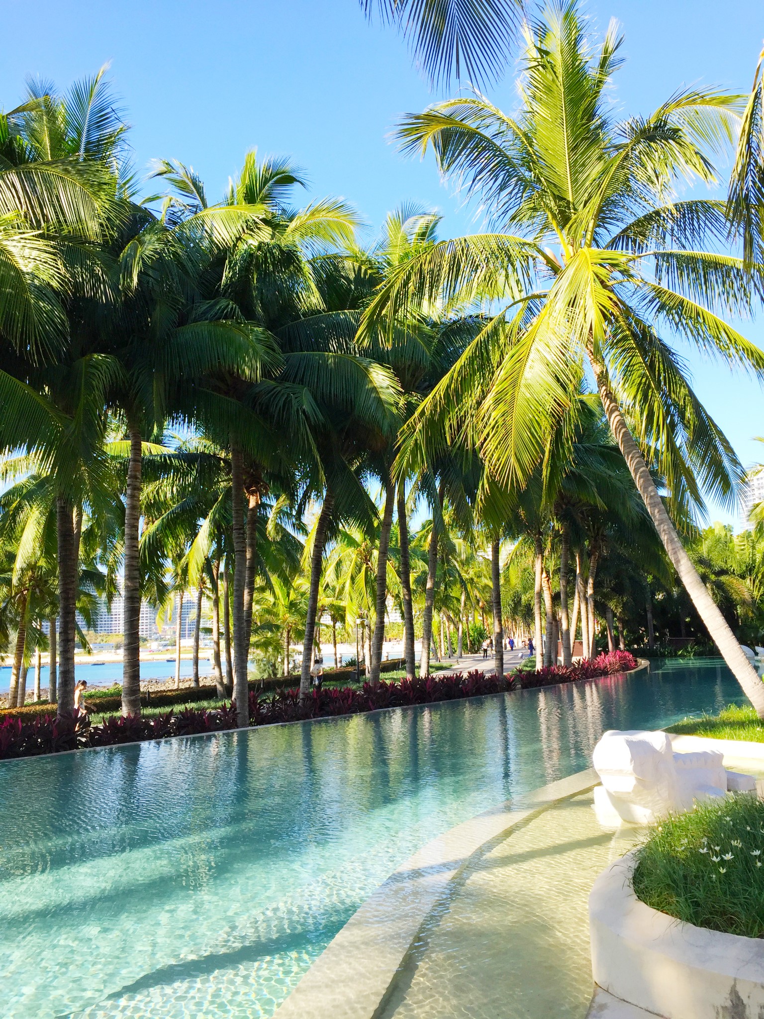 wKgBs1b_SvyAO4rmABRGFiA4JTg36.jpeg?imageView2%2F2%2Fw%2F600%2Fh%2F600%2Fq%2F90