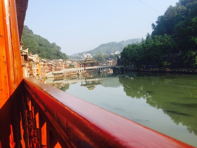 凤凰水调歌头吊脚楼宾馆点评-凤凰旅游攻略