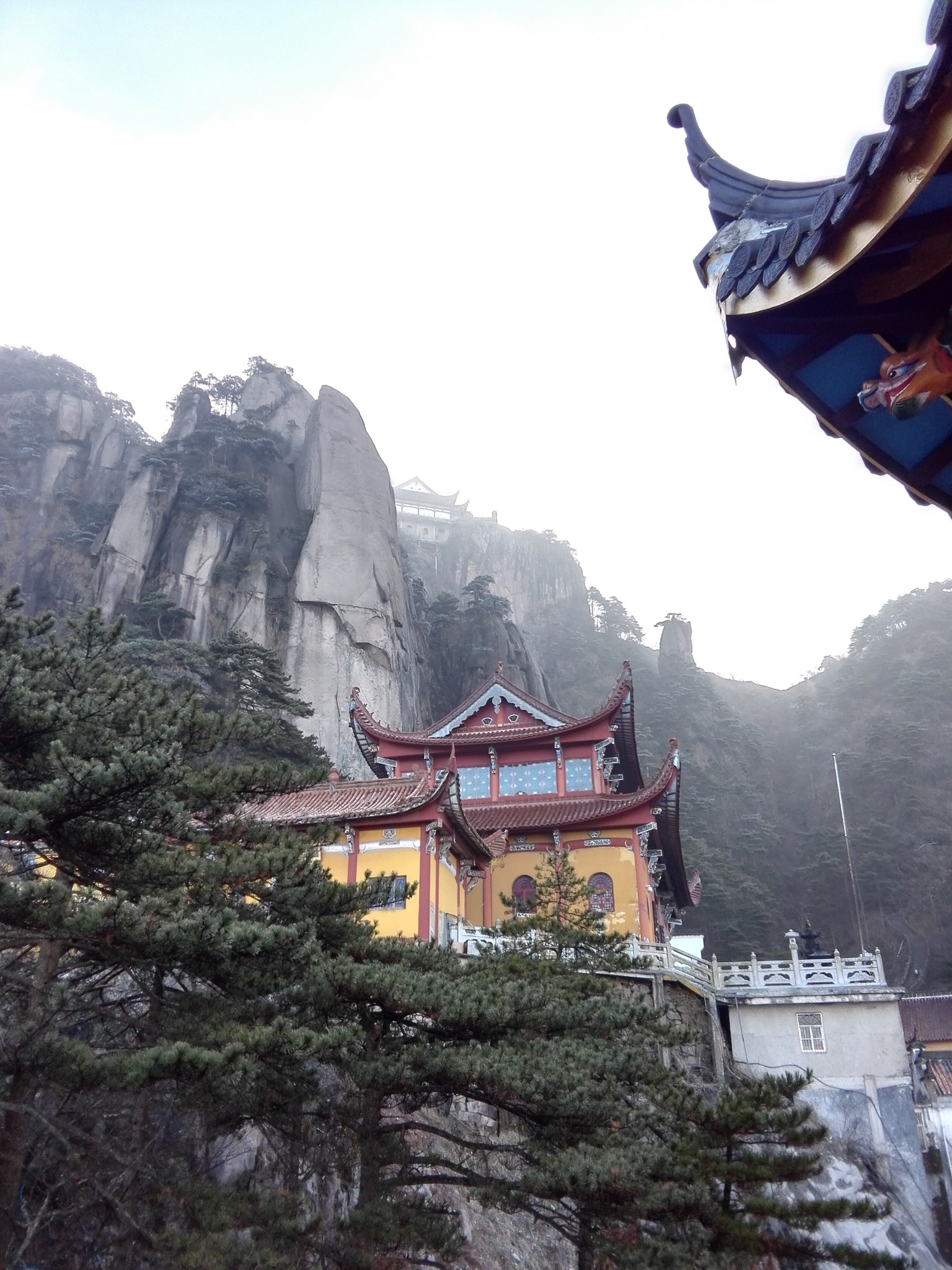 九华胜景在天台,十王峰上观雾凇.坐宁安高铁,登"东南第一山"--九华山