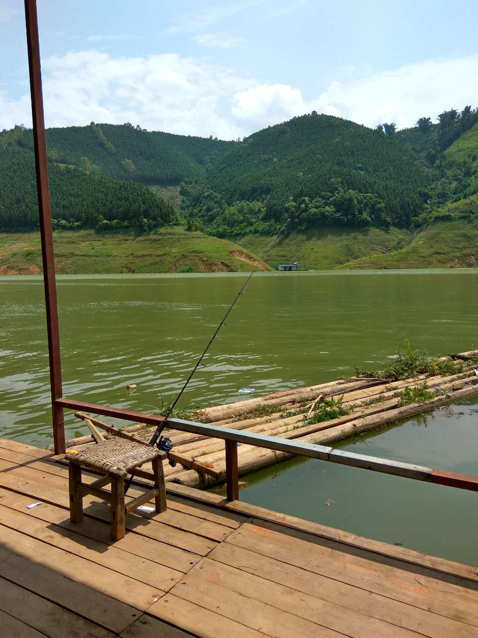 万峰湖钓鱼