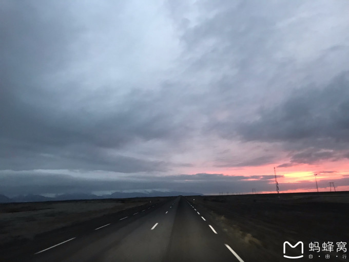 冰岛极光真实视频 wKgBZ1oWTXaAFqC7AAWJHOvXPa049.jpeg?imageView2%2F2%2Fw%2F680%2Fq%2F90%7CimageMogr2%2Fstrip%2Fquality%2F90