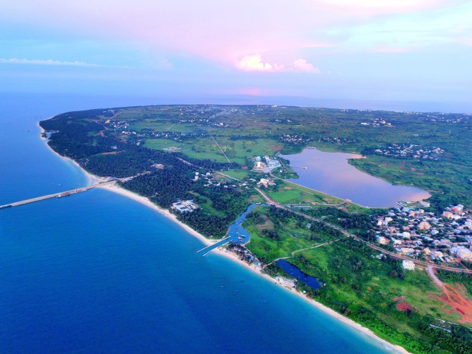 中国最美小岛照片 wKgBZ1lUpaqAIAeIAA6cTDdH_IM80.jpeg?imageView2%2F2%2Fw%2F680%2Fq%2F90