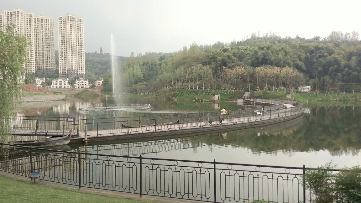 wKgBZ1jsp8OAP_eyAAng0Lvx_EM97.jpeg?imageView2%2F2%2Fw%2F680%2Fq%2F90