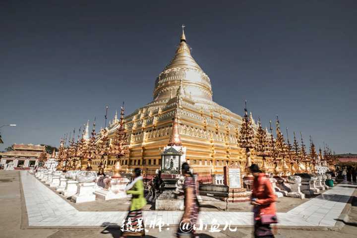 塔林人口_6天的旅行还靠1个妆容撑 掌握这些化妆小技巧,轻松撸出6个超上镜妆(3)