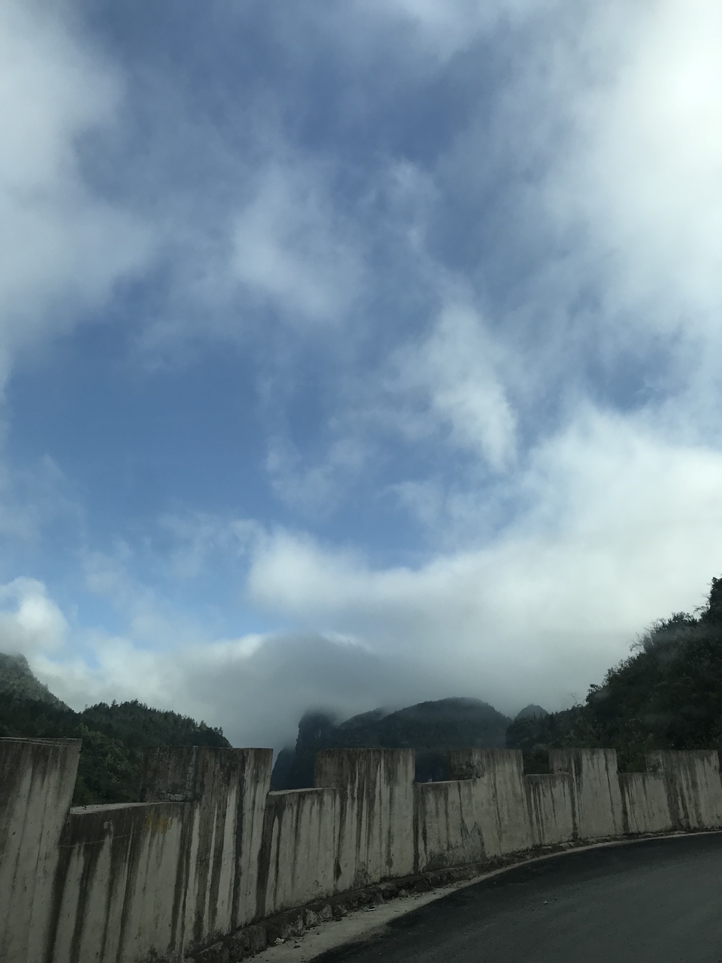 wKgBEFrCGWuAaKjwAAUgKcWeQPE74.jpeg?imageView2%2F2%2Fw%2F680%2Fq%2F90%7CimageMogr2%2Fstrip%2Fquality%2F90