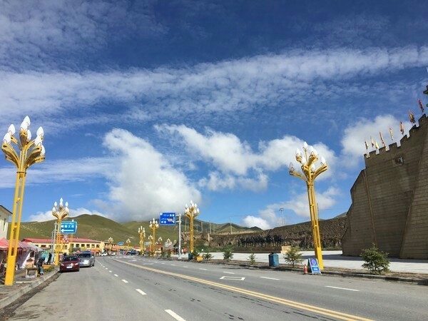 青海有多少人口2017_青海各县人口分布图