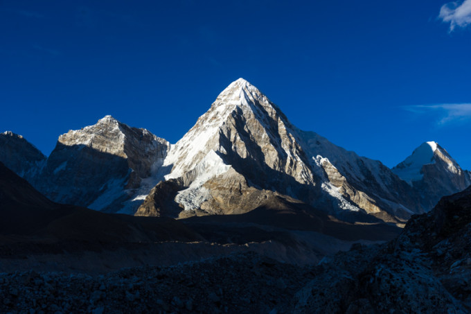 可以爬的雪山地图 wKgBEFpYpbOAS6UHAANZG_1C3CY15.jpeg?imageView2%2F2%2Fw%2F680%2Fq%2F90%7CimageMogr2%2Fstrip%2Fquality%2F90