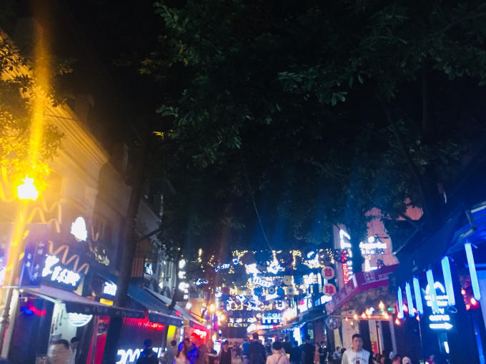 四日游适合去哪儿玩 wKgBEFqChHKALlATAAnTZvL5JFo00.jpeg?imageView2%2F2%2Fw%2F680%2Fq%2F90%7CimageMogr2%2Fstrip%2Fquality%2F90