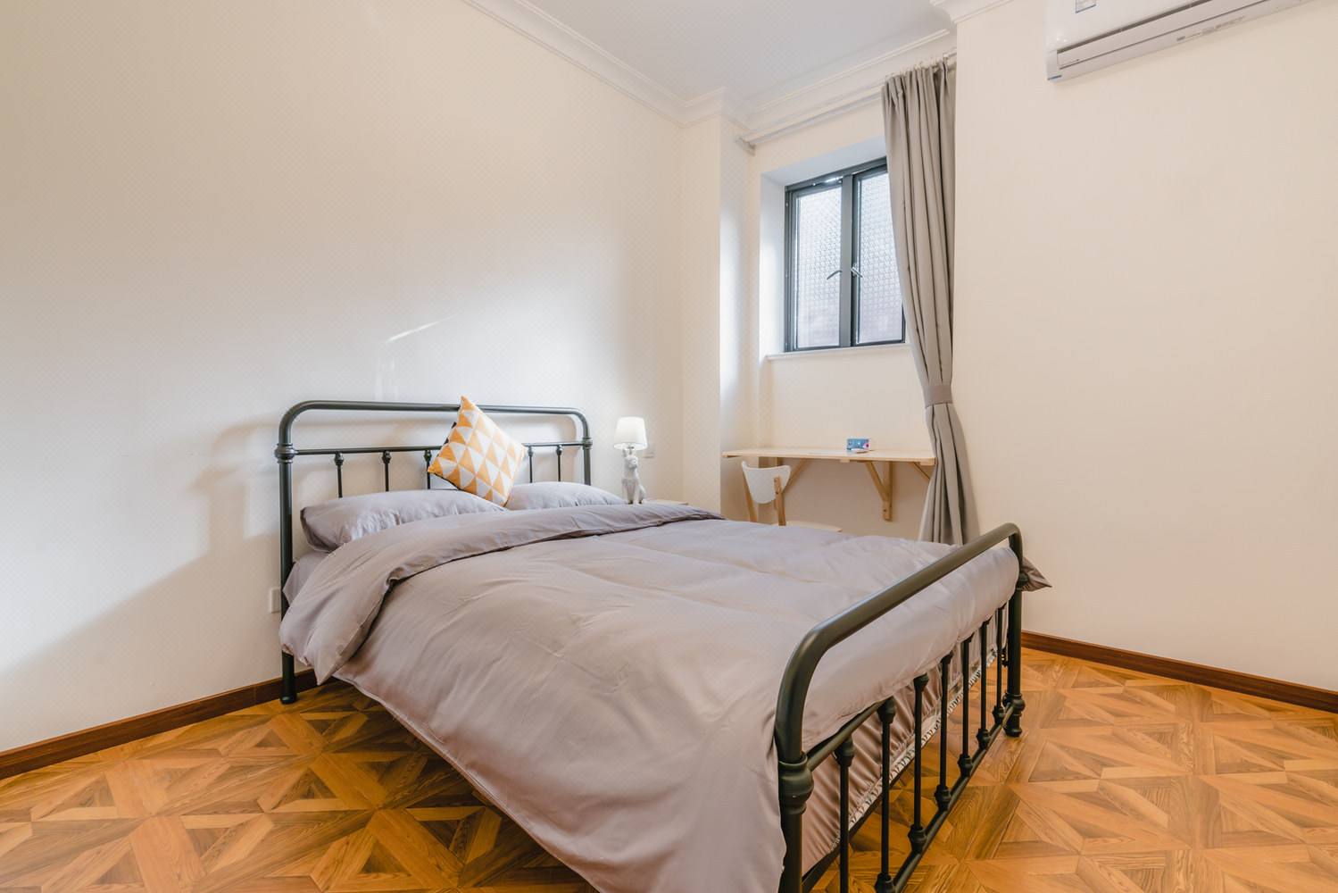 憨憨家小窝公寓(上海新华路分店)