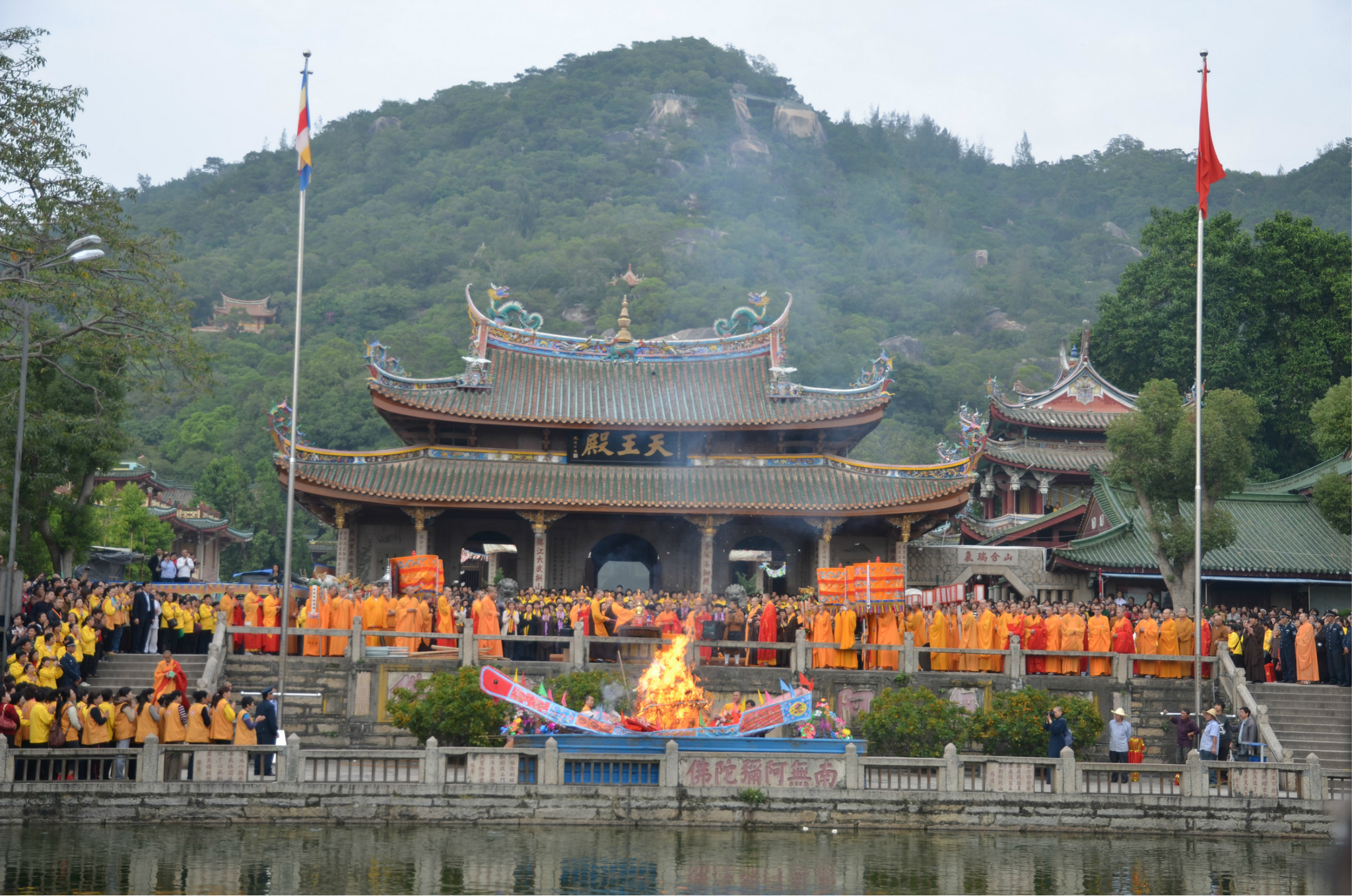 夜宿鼓浪屿 d2,鼓浪屿,厦大,南普陀山,宿厦门 d3金门,宿厦门 d4武夷山