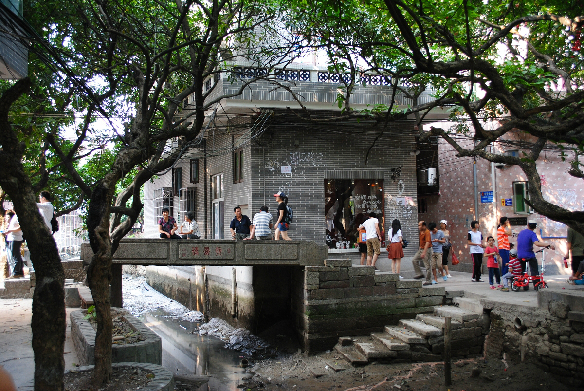 29)                  下一站:  小洲村    20121201 广州夏园,南湾